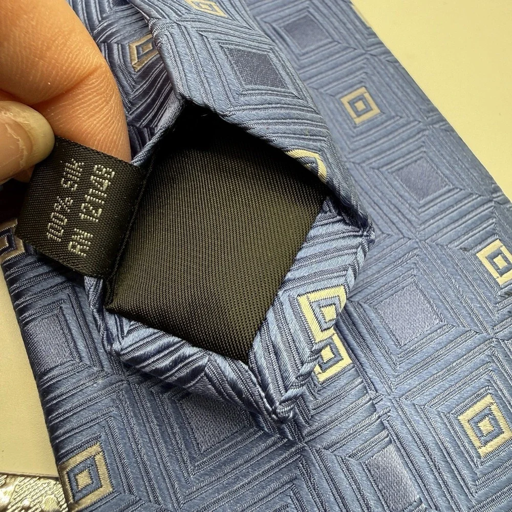 Michael Kors Blue Geometric Squares 100%‎ Silk Men's  Tie 58